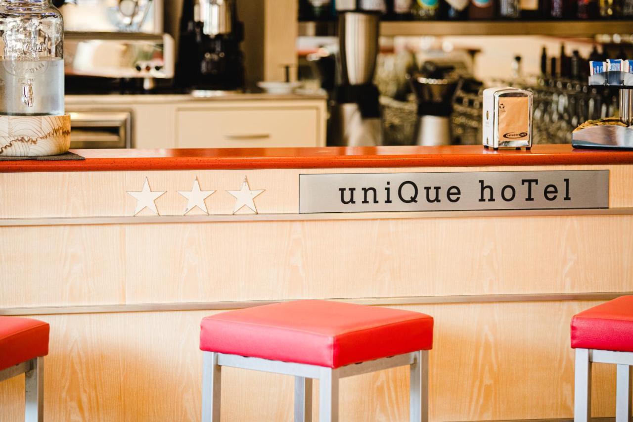 Unique Hotel เชเซนาติโก ภายนอก รูปภาพ