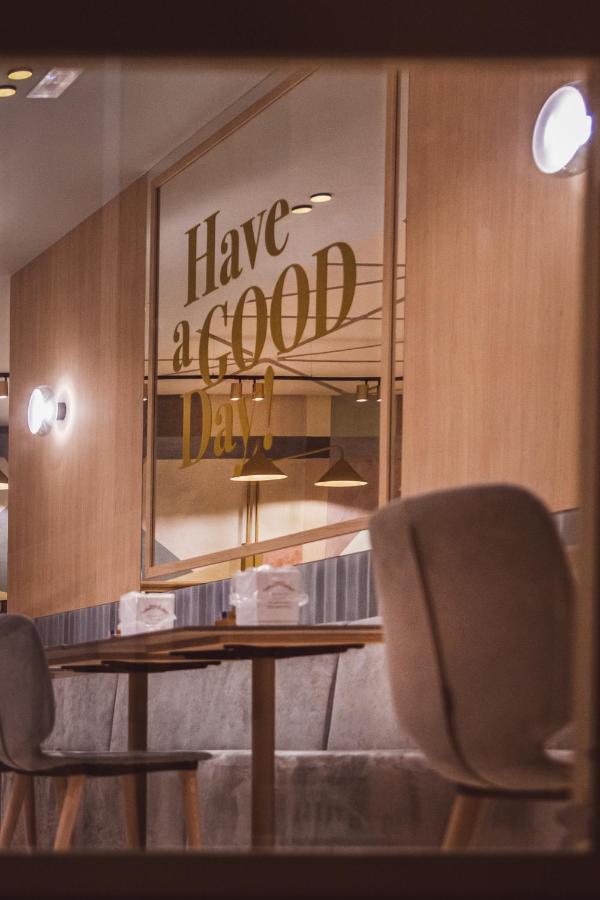 Unique Hotel เชเซนาติโก ภายนอก รูปภาพ