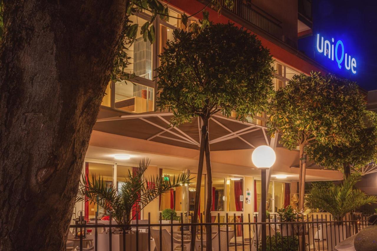 Unique Hotel เชเซนาติโก ภายนอก รูปภาพ